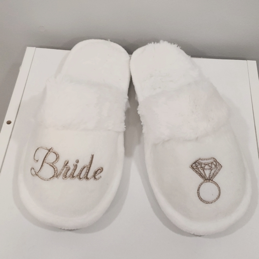 Bride fuzzy slippers